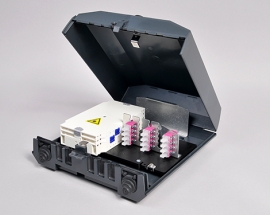 Venus-Box mit Schloss, 8 x LCPC, OM4 (4xLCPC duplex)