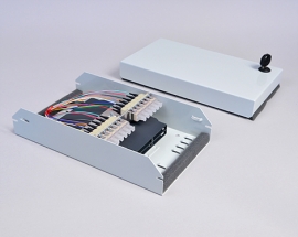 AP-Box, Flach, 4 x LCPC, 50/125µm OM2 (2xLCPC duplex)